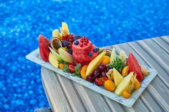 fruitschaal, zwembad